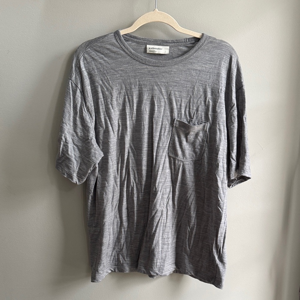 Gray Icebreaker Merino Wool Pocket Tee, Size Large